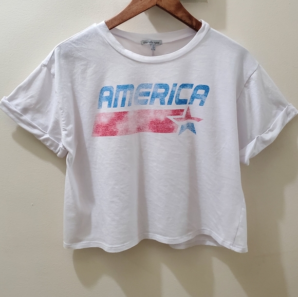 Charlotte Russe crop T-shirt - Picture 1 of 4